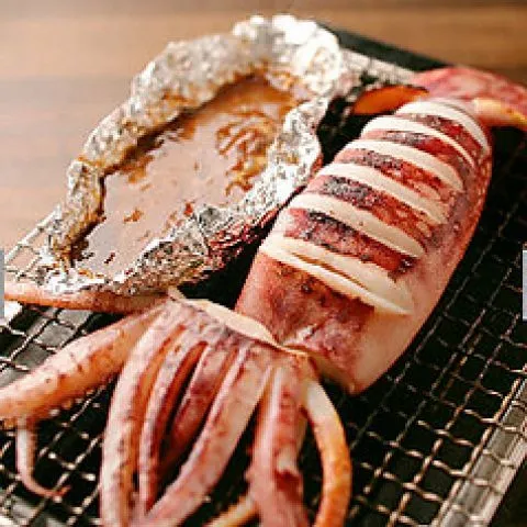 テイクアウトでも食べれるスルメイカのワタ和え!人気メニューお持ち帰りOK◎